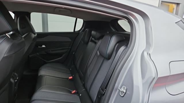 Peugeot 308 image 3
