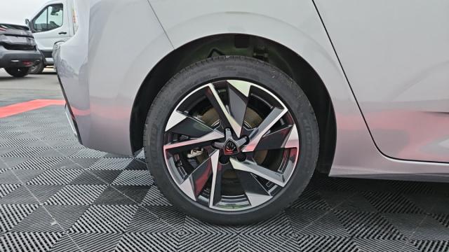 Peugeot 308 image 1