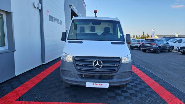 Mercedes Benz Sprinter image 1