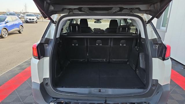 Peugeot 5008 image 9
