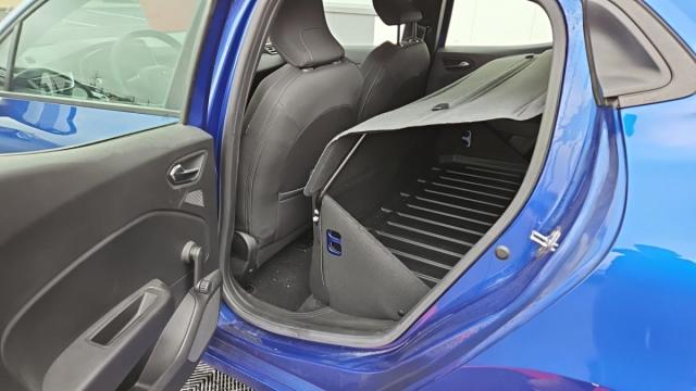 Renault Clio image 9