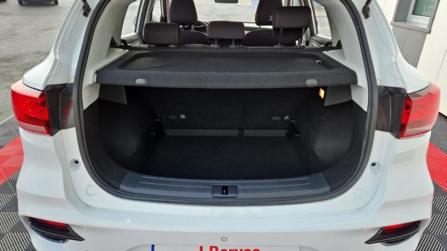 Mg Motor Zs image 6