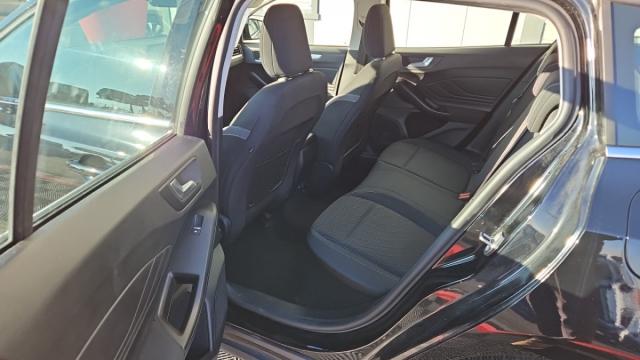 Ford Focus image 3