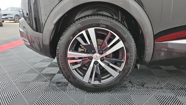 Peugeot 3008 image 1
