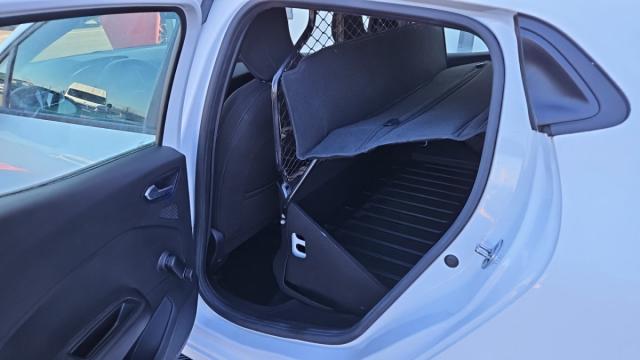 Renault Clio image 7