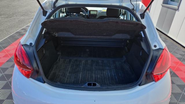 Peugeot 208 Affaire image 2