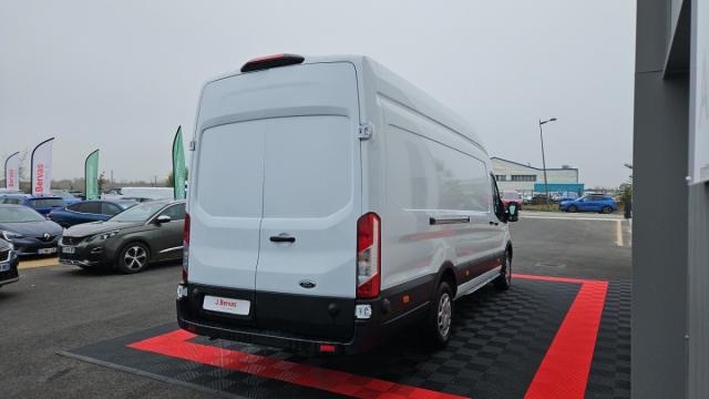 Ford Transit image 1