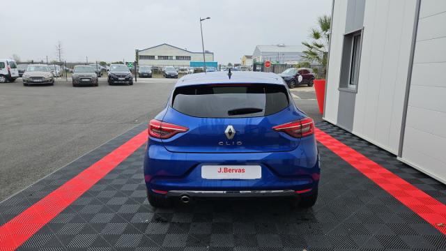 Renault Clio image 8