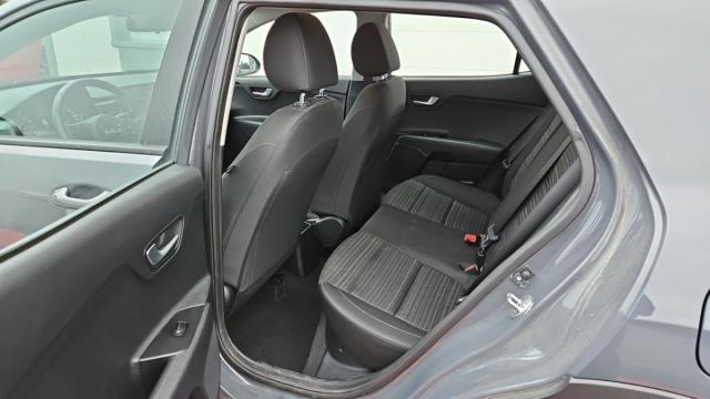 Kia Stonic image 7