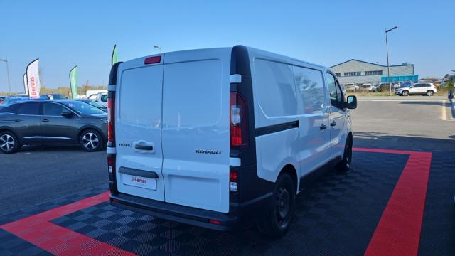 Renault Trafic image 1