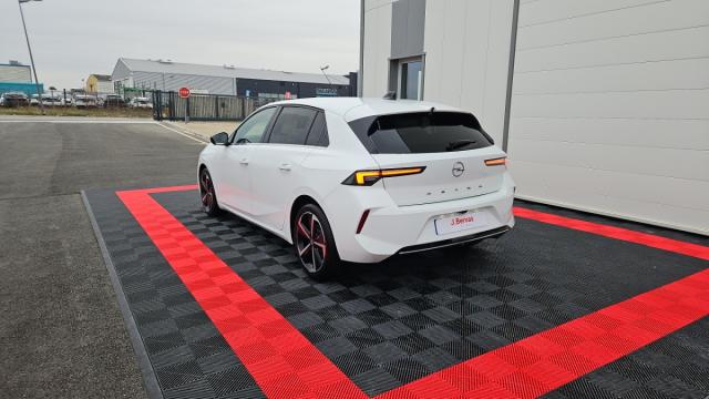 Opel Astra image 4