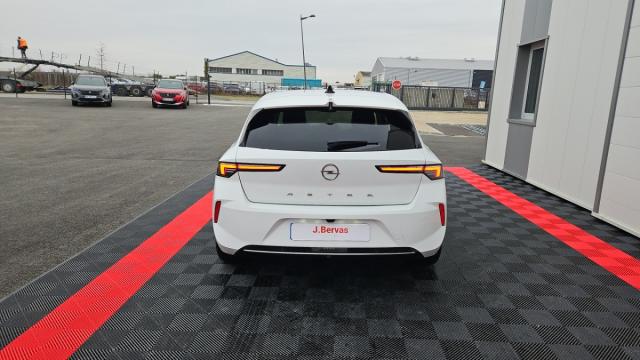 Opel Astra image 2