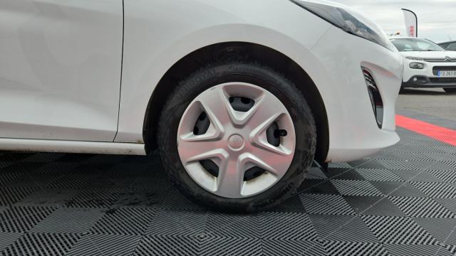 Ford Fiesta image 8