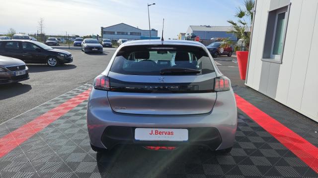 Peugeot 208 image 1