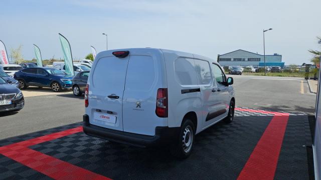 Peugeot Partner image 2