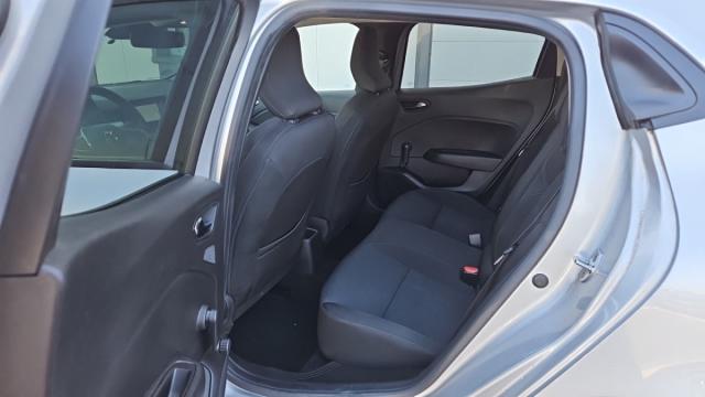 Renault Clio image 4