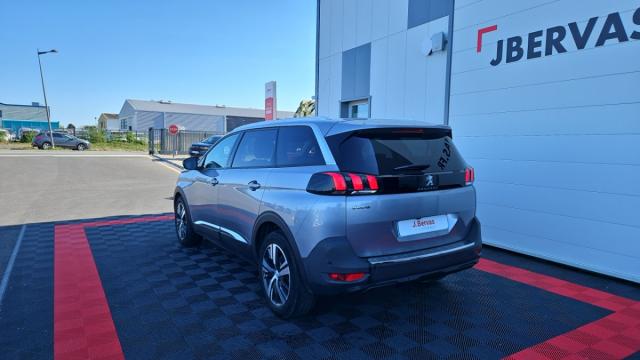Peugeot 5008 image 9
