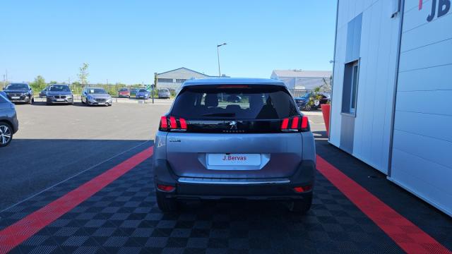 Peugeot 5008 image 4