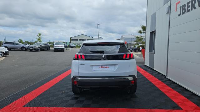 Peugeot 3008 image 1