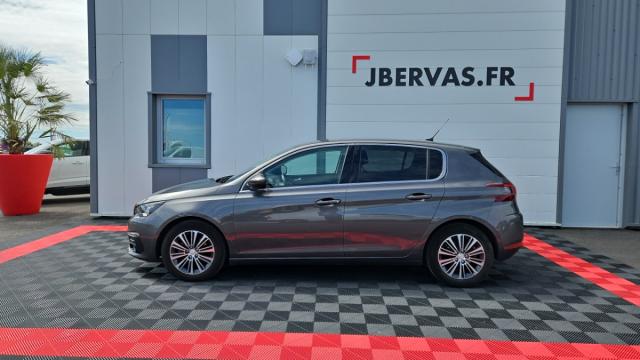 Peugeot 308 image 6
