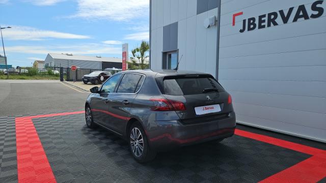 Peugeot 308 image 9