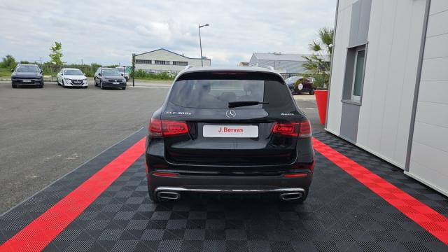Mercedes Benz Glc image 3