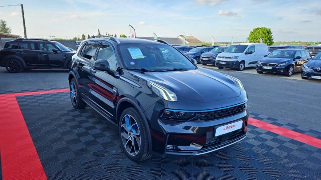 Lynk & Co 01 image 2