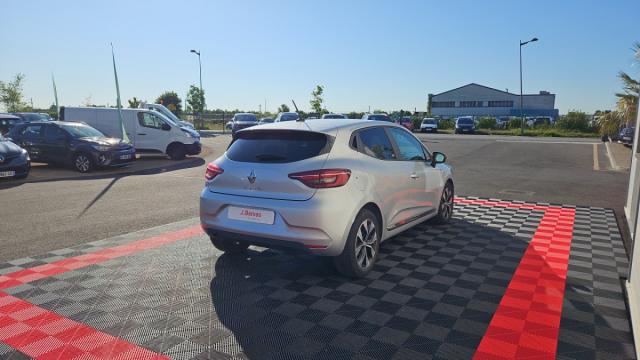 Renault Clio image 7