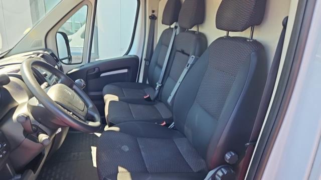 Peugeot Boxer image 2