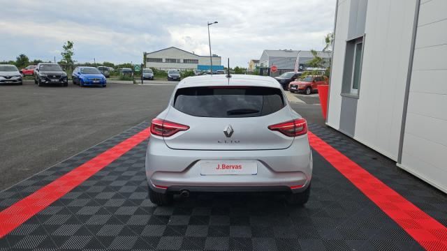 Renault Clio image 9