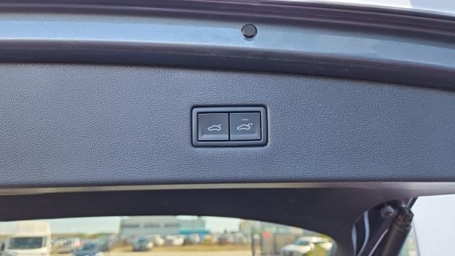 Volkswagen Tiguan Allspace image 1