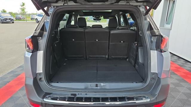 Peugeot 5008 image 3