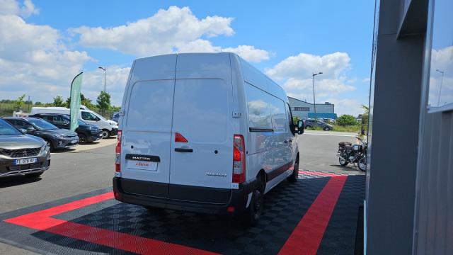 Renault Master image 1