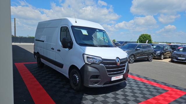 Renault Master image 2