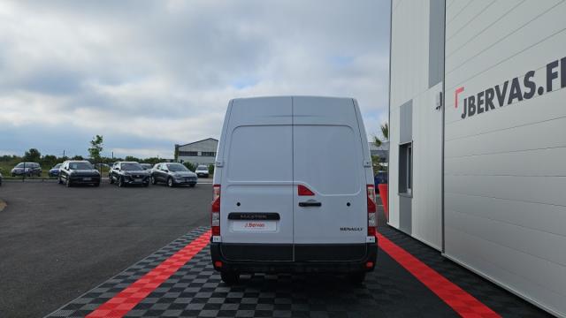 Renault Master image 9