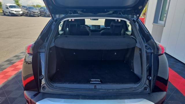 Peugeot 2008 image 6