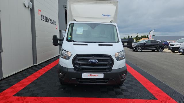 Ford Transit image 9