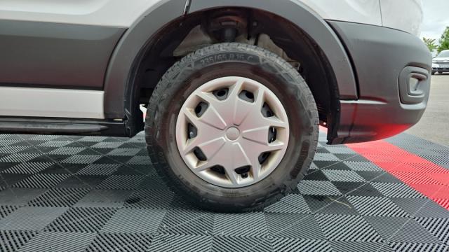 Ford Transit image 4