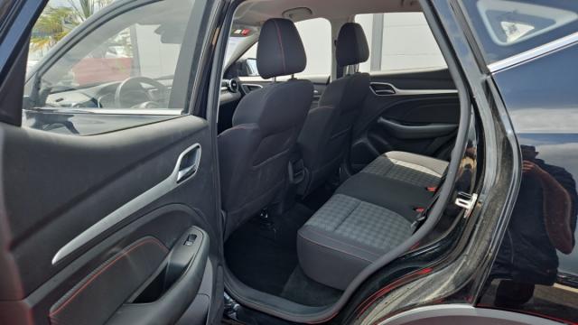 Mg Motor Zs image 8
