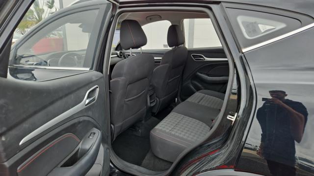 Mg Motor Zs image 8