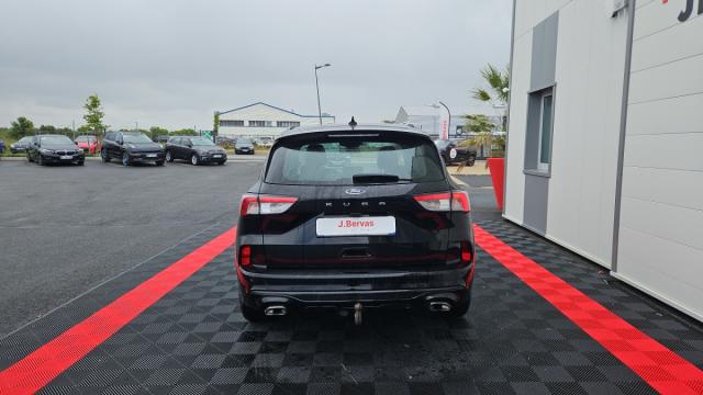 Ford Kuga image 2