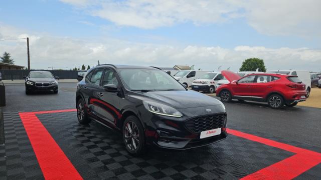 Ford Kuga image 9