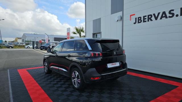 Peugeot 5008 image 4