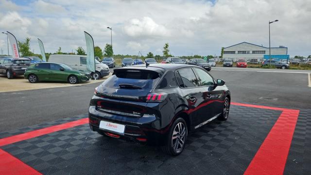 Peugeot 208 image 7