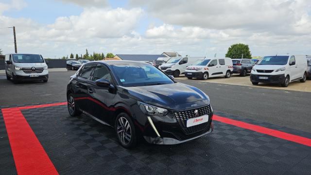Peugeot 208 image 9