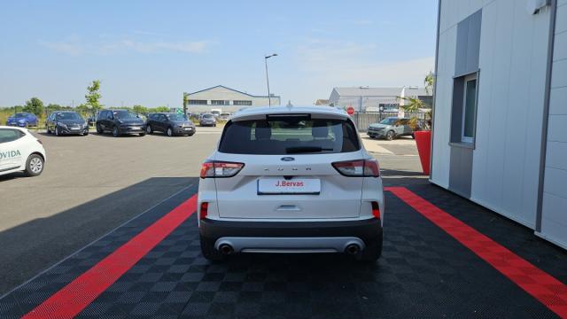 Ford Kuga image 9