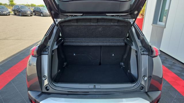 Peugeot 2008 image 1