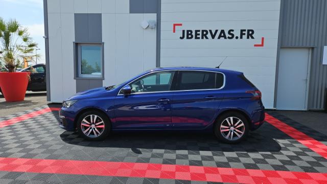 Peugeot 308 image 8