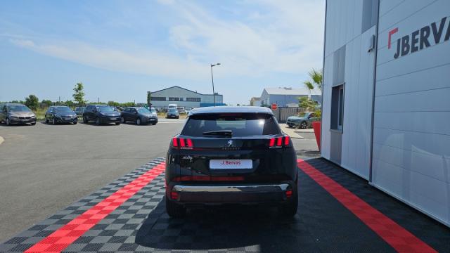 Peugeot 3008 image 3