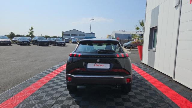 Peugeot 2008 image 2